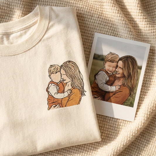 Camiseta bordada personalizada con foto o texto