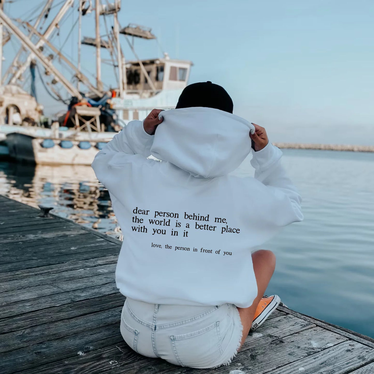 Hoodie viral "Dear Person behind Me"